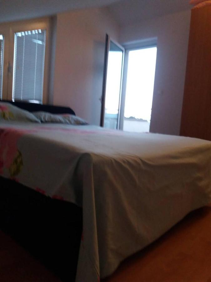 Apartments Angie Биоград-на-Мору Экстерьер фото