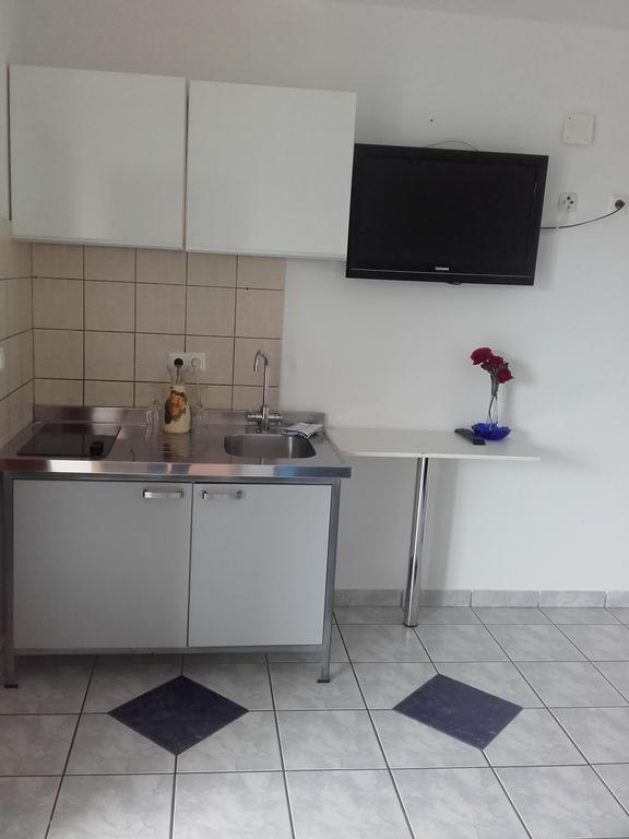 Apartments Angie Биоград-на-Мору Экстерьер фото